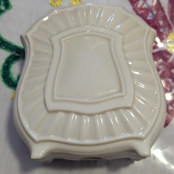 Lenox Porcelain Timely Traditions Fluted Deck Clock - Picture 2 of 4